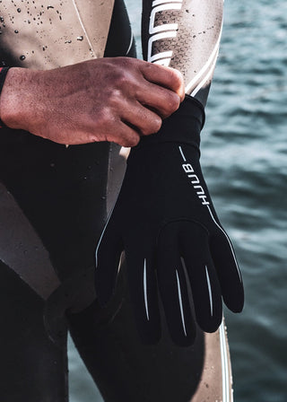 Huub 3mm swimming gloves