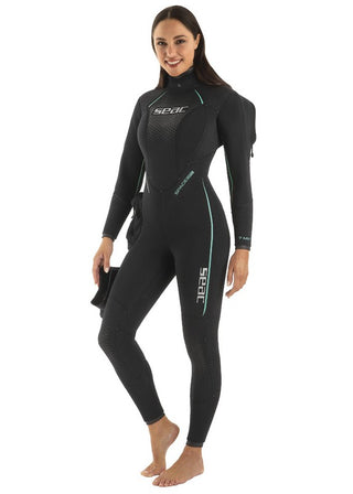 Traje de neopreno Seac Space Dry de 7 mm para mujer.