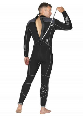Mares Evolution men's 5mm one-piece wetsuit.