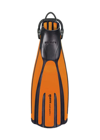 Avanti Quattro + Mares Fins
